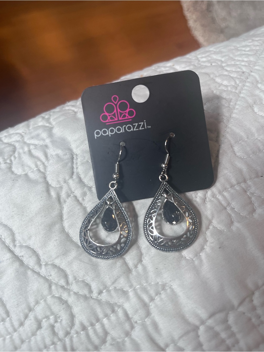 NWT- Paparazzi Silver Teardrop Filigree Earrings with Black Accent Stones